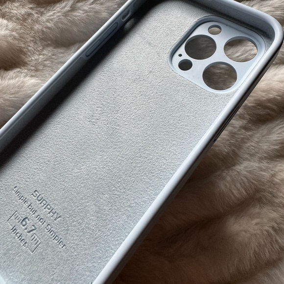 iPhone 14 Pro Max Case - Picture 4 of 4